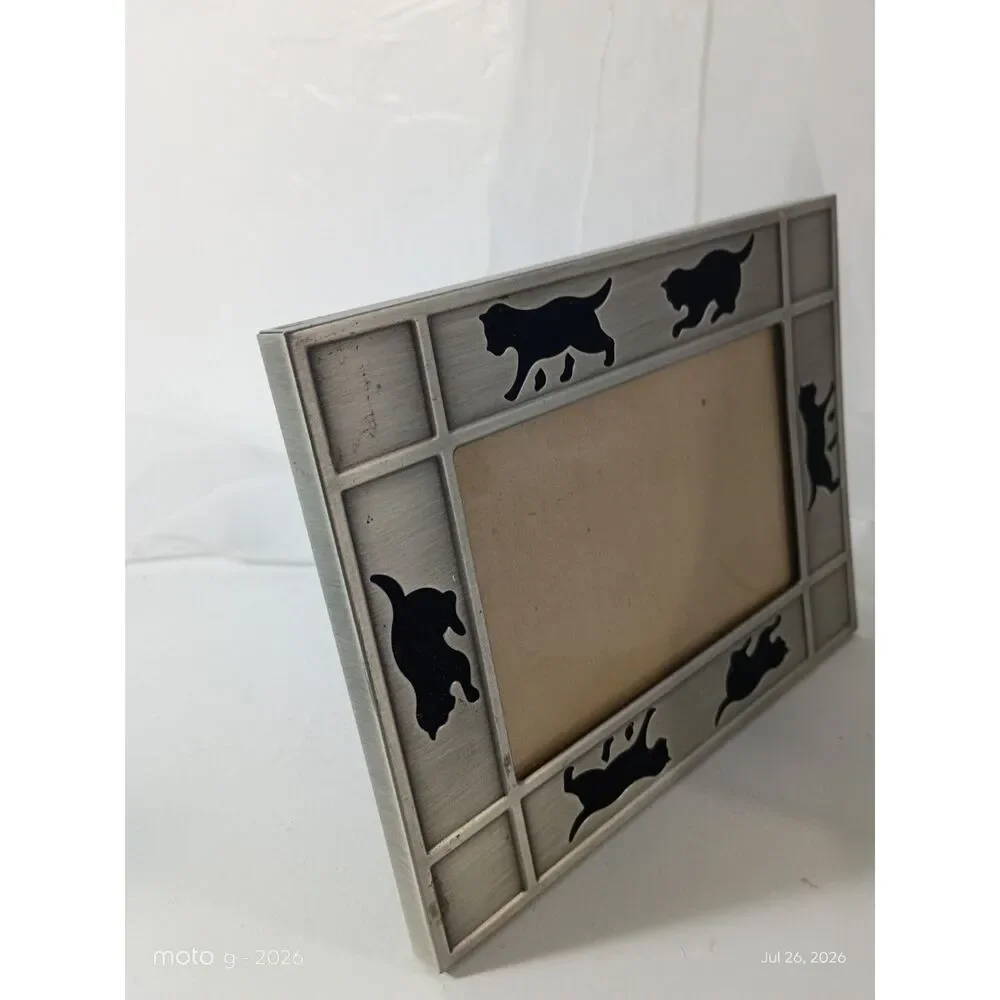 Vintage Silver Pewter Cat Picture Frame 3.5x5 Tabletop Easel Back Pet Lover